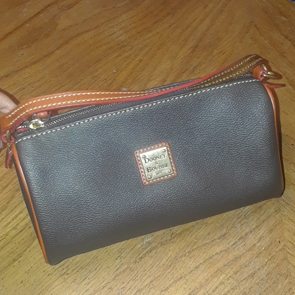 Dooney & Bourke Barrel Bag